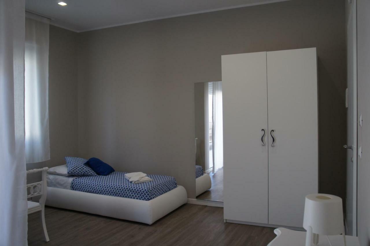 The View Apartment Palermo Bagian luar foto