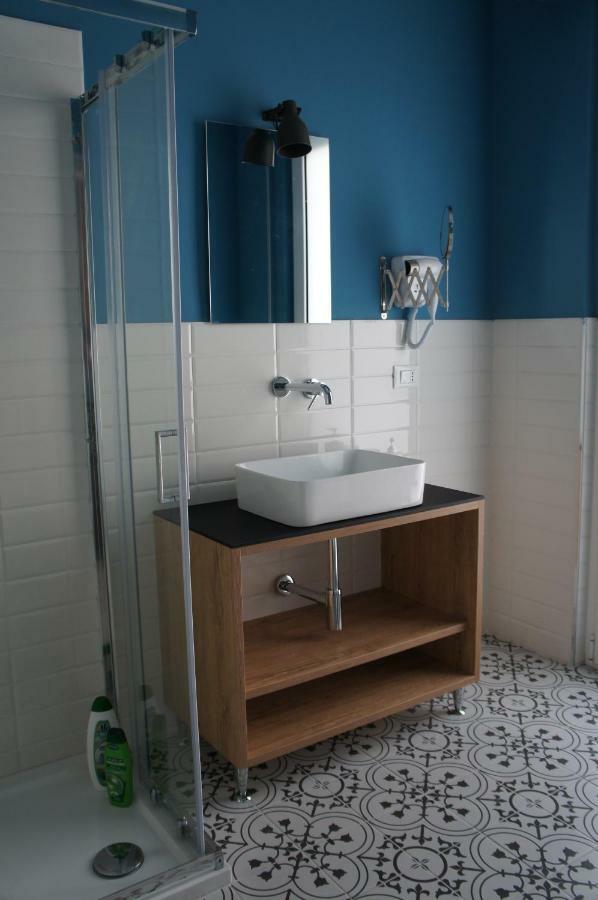 The View Apartment Palermo Bagian luar foto
