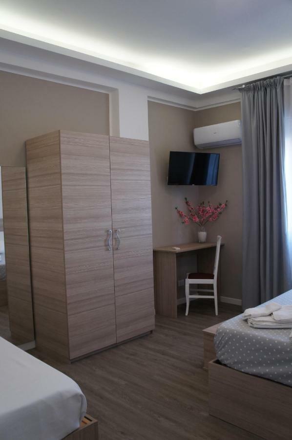 The View Apartment Palermo Bagian luar foto