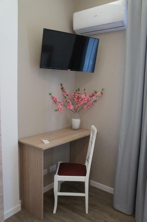The View Apartment Palermo Bagian luar foto
